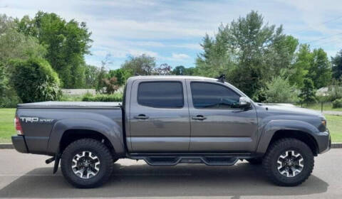 2014 Toyota Tacoma for sale at CLEAR CHOICE AUTOMOTIVE in Milwaukie OR