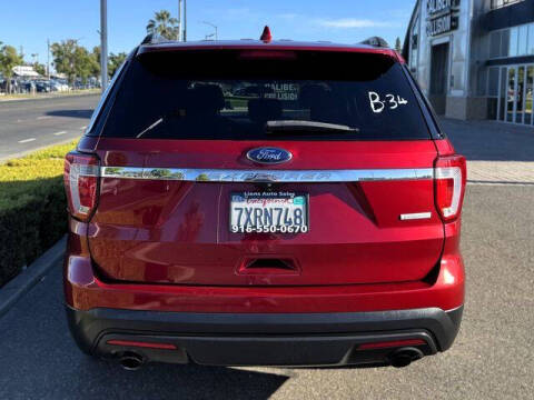 2017 Ford Explorer