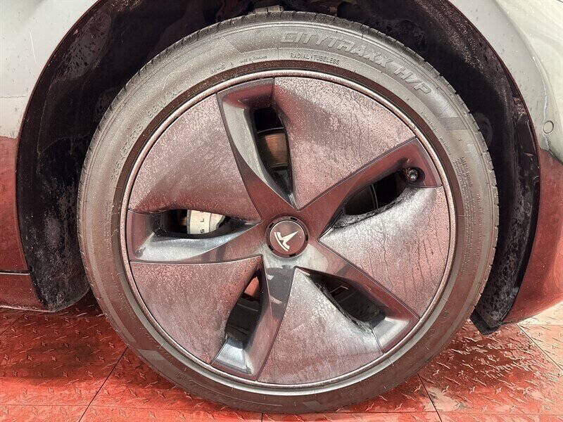 2019 Tesla Model 3 Standard Range Plus