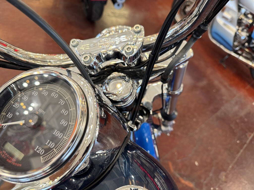 2004 Harley-Davidson FXDWG - Dyna Wide Glide& 9