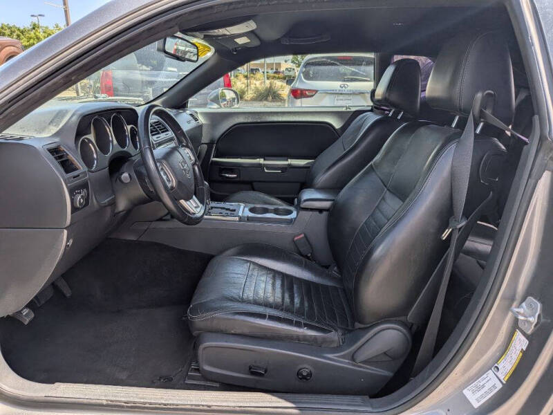 2012 Dodge Challenger SXT