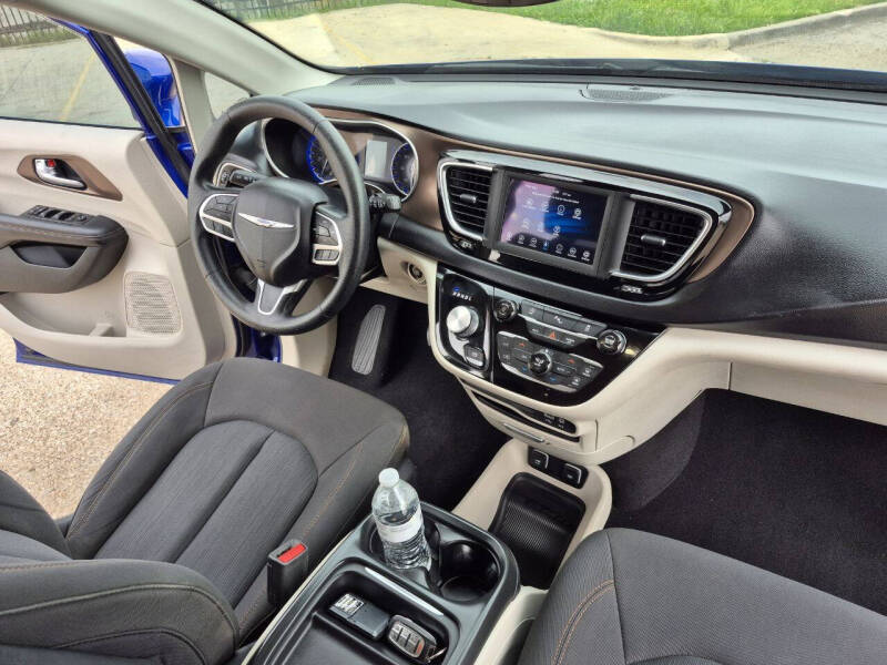 2019 Chrysler Pacifica Touring Plus