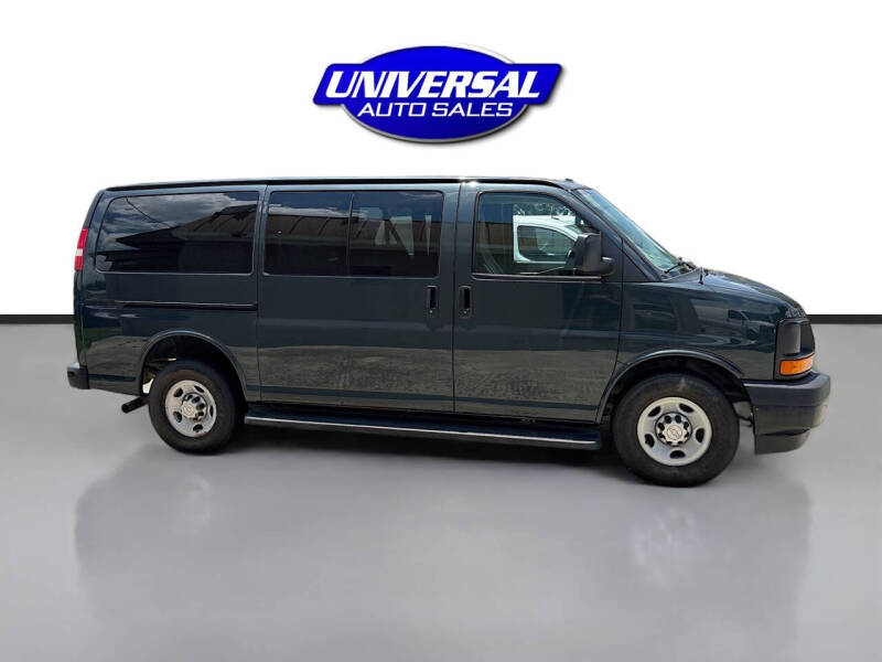 2017 Chevrolet Express LS 2500
