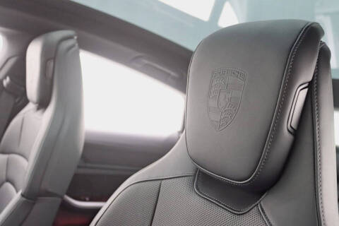 2024 Porsche Taycan 4S