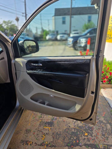 2012 Dodge Grand Caravan SXT