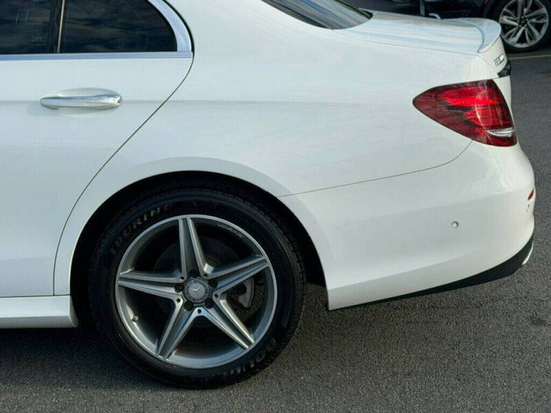 2017 Mercedes-Benz E-Class E 300 4MATIC