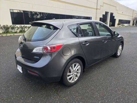 2012 Mazda MAZDA3 i Touring