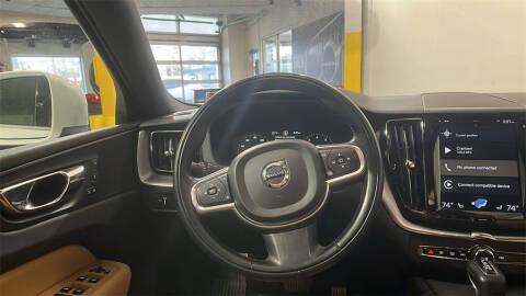 2018 Volvo XC60 T6 Momentum