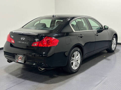 2011 Infiniti G25 Sedan x