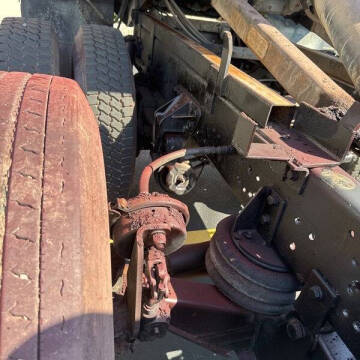 2008 Kenworth T300 asphalt patch truck