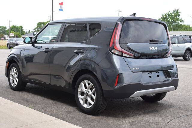 2025 Kia Soul LX