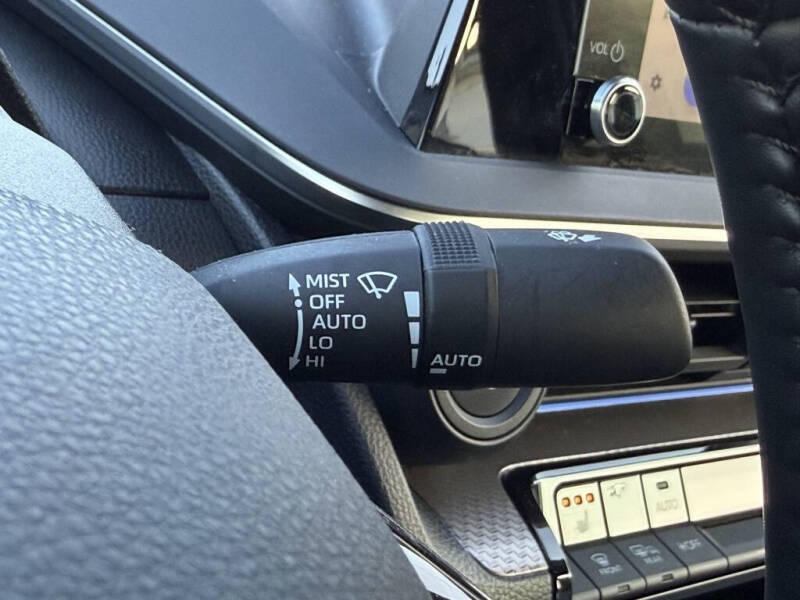 2024 Toyota Prius Limited