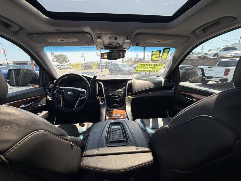 2015 Cadillac Escalade Luxury