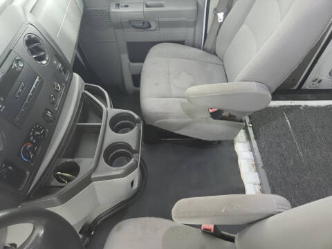 2013 Ford E-Series E-250