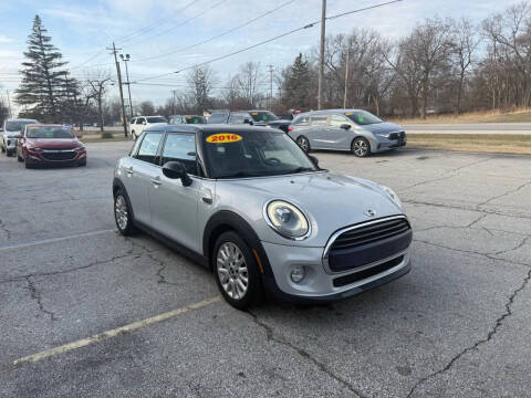 2016 MINI Hardtop 4 Door Cooper