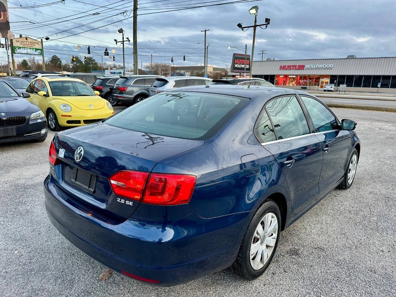 2013 Volkswagen Jetta for sale at Auto Nation in Norfolk, VA