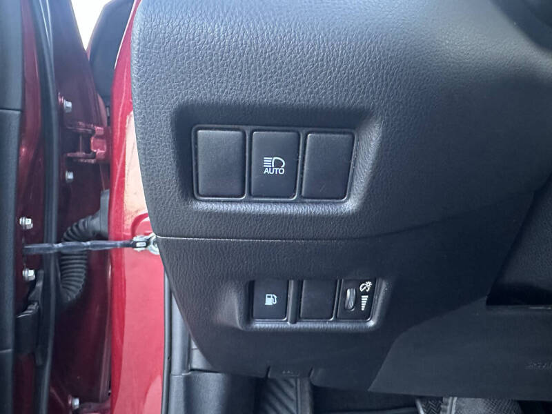 2018 Toyota C-HR XLE Premium