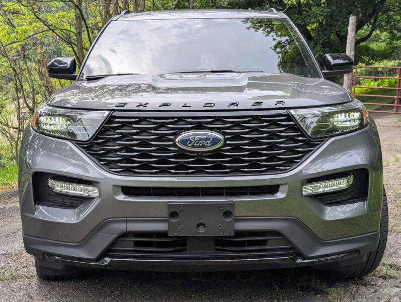 2024 Ford Explorer ST-Line