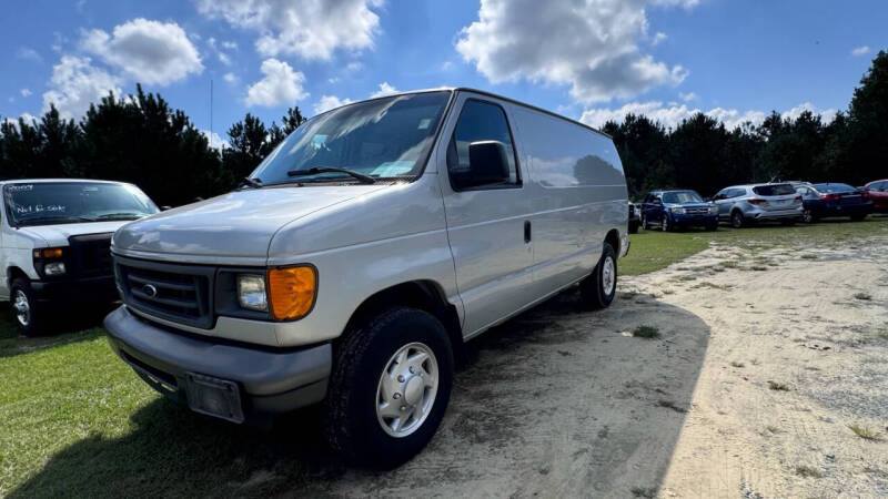 2007 Ford Econoline Van Commercial photo 3