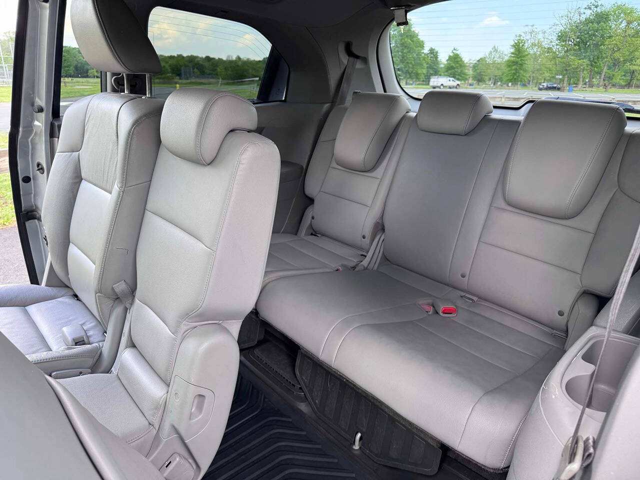 2011 Honda Odyssey 15