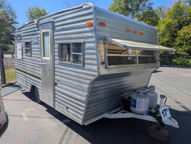 1977 Jayco Wren / 17ft
