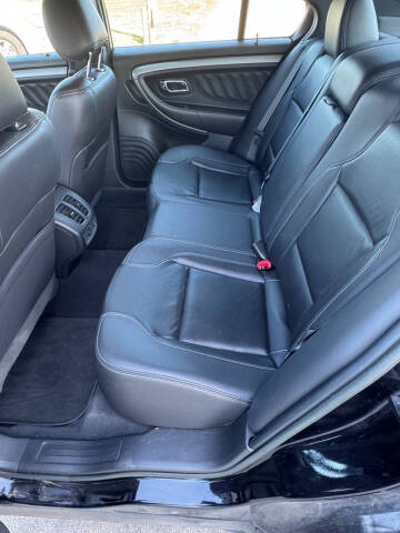 2019 Ford Taurus SEL