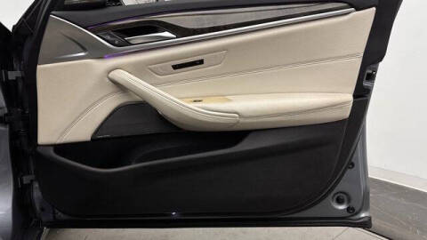 2017 BMW 5 Series 540i