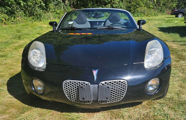 Used 2008 Pontiac Solstice Base with VIN 1G2MC35B38Y127735 for sale in New Lenox, IL