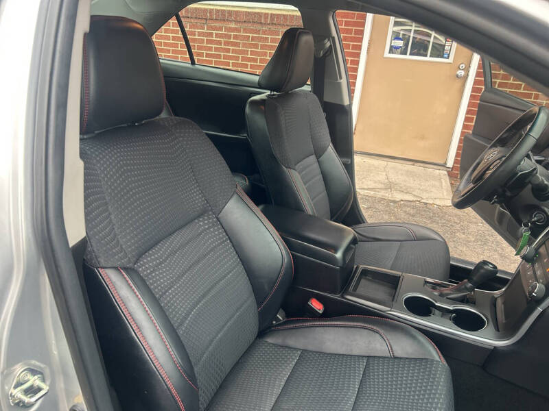 2015 Toyota Camry SE