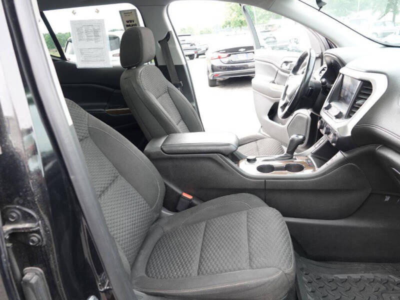 2019 GMC Acadia SLE-2