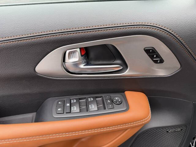 2026 Chrysler Pacifica Pinnacle