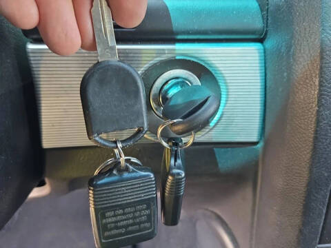 2004 Ford Thunderbird Deluxe