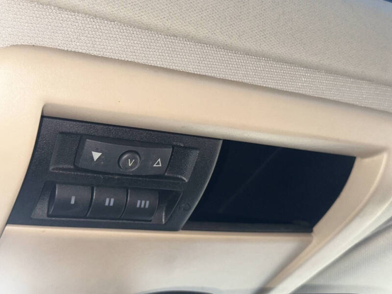 2006 Jeep Commander Limited