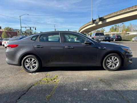2017 Kia Optima LX