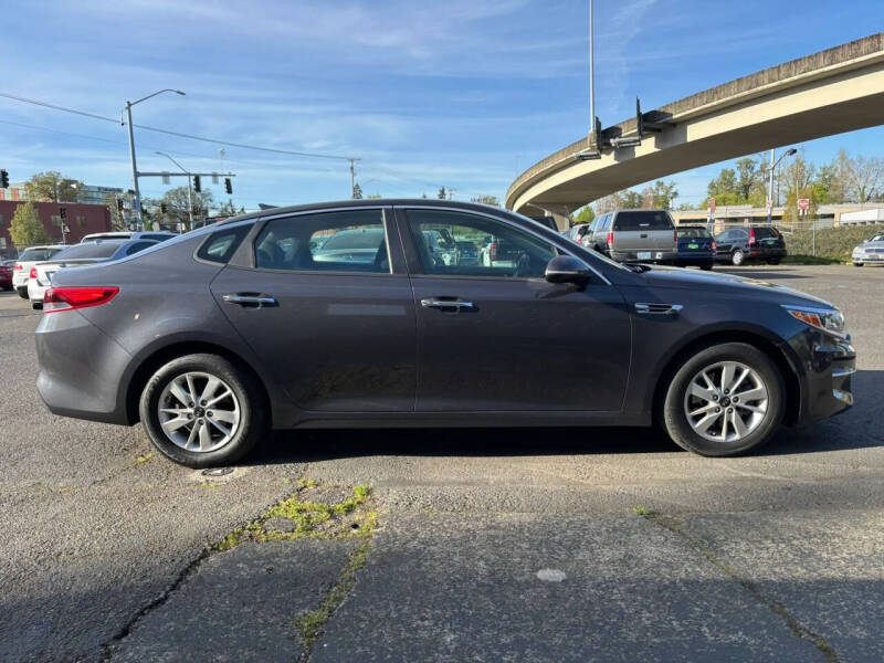 2017 Kia Optima LX