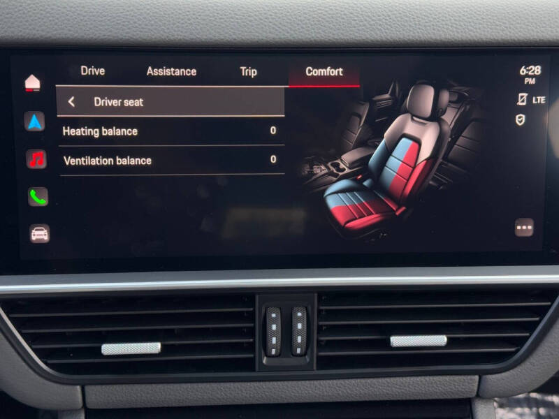 2023 Porsche Cayenne E-Hybrid Coupe