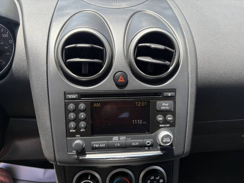 2011 Nissan Rogue SV