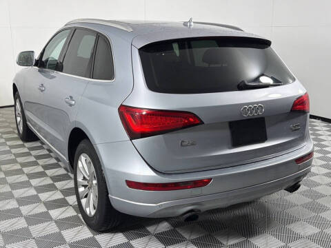 2016 Audi Q5 2.0T quattro Premium Plus