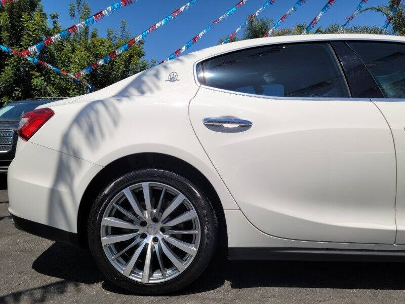 2016 Maserati Ghibli