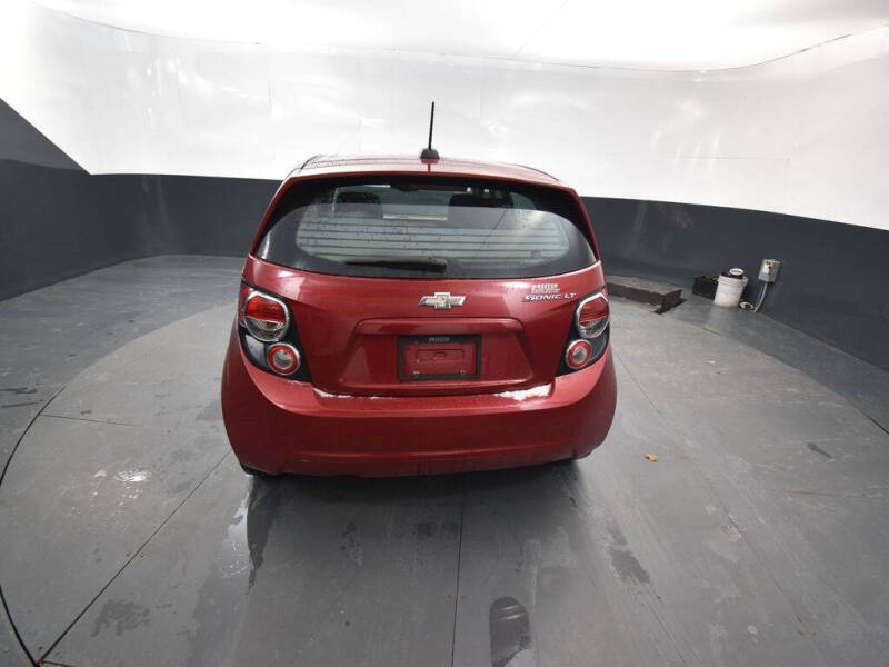 2016 Chevrolet Sonic LT Auto