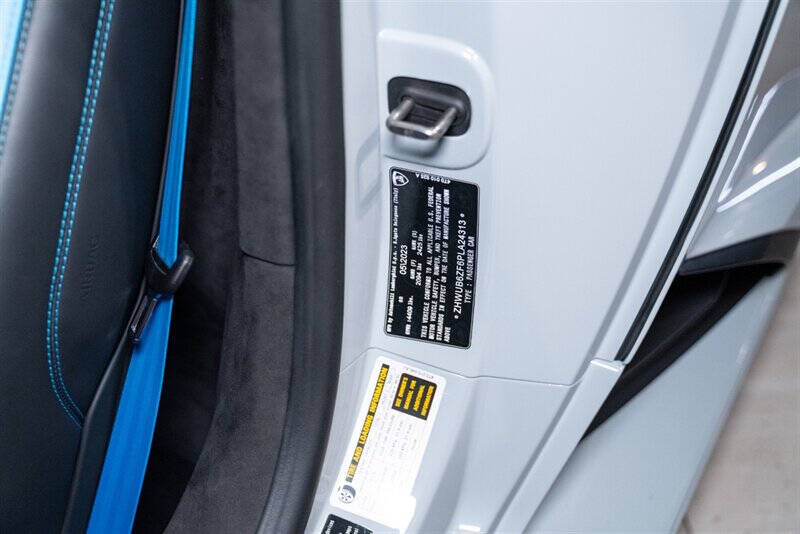 2023 Lamborghini Huracan Tecnica