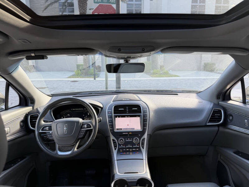 2019 Lincoln Nautilus Reserve