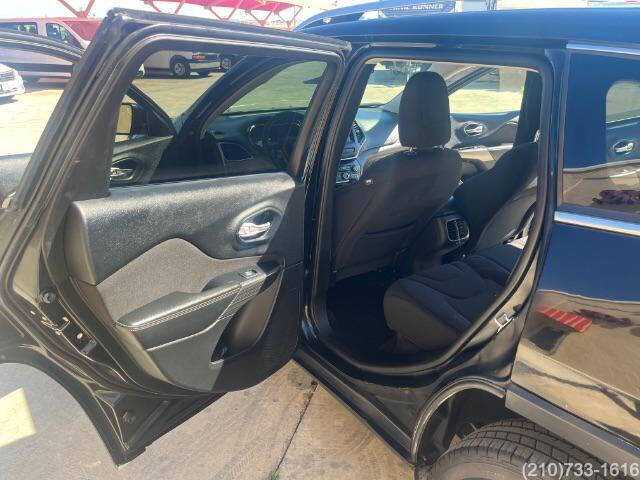 2019 Jeep Cherokee Latitude