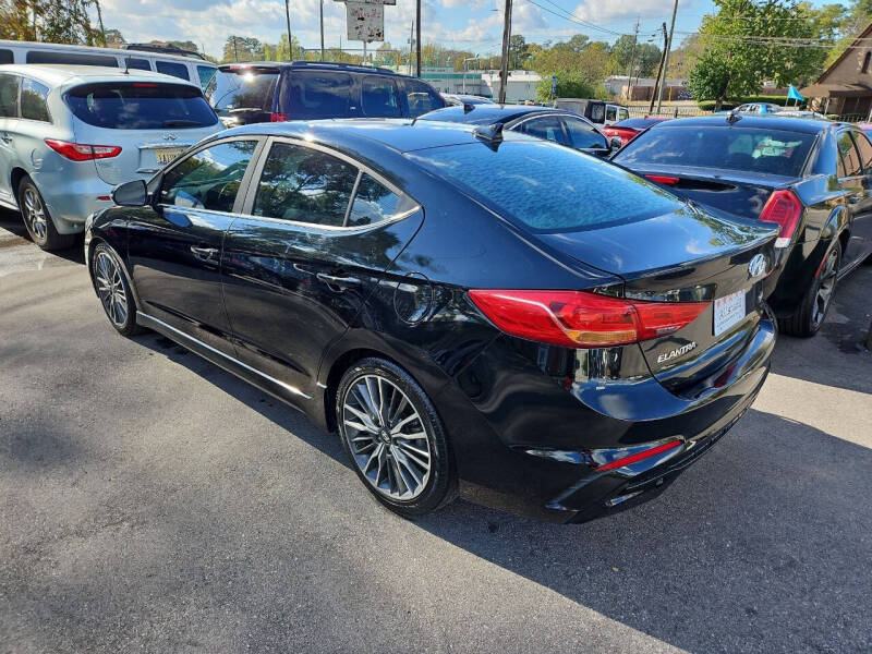 2018 Hyundai Elantra Sport photo 6