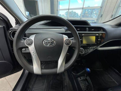 2016 Toyota Prius c Two