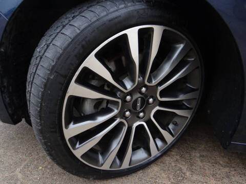 2017 Lincoln Continental Reserve