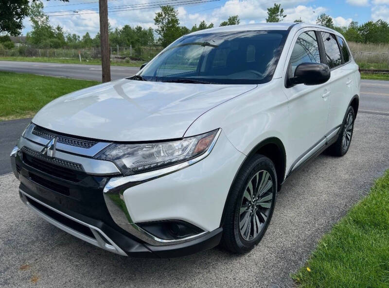 2020 Mitsubishi Outlander ES