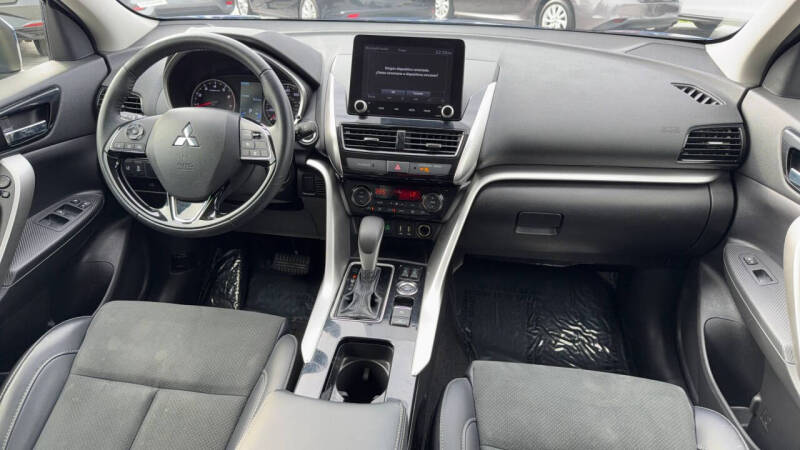 2024 Mitsubishi Eclipse Cross