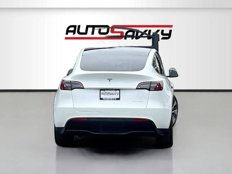 2023 Tesla Model Y Long Range