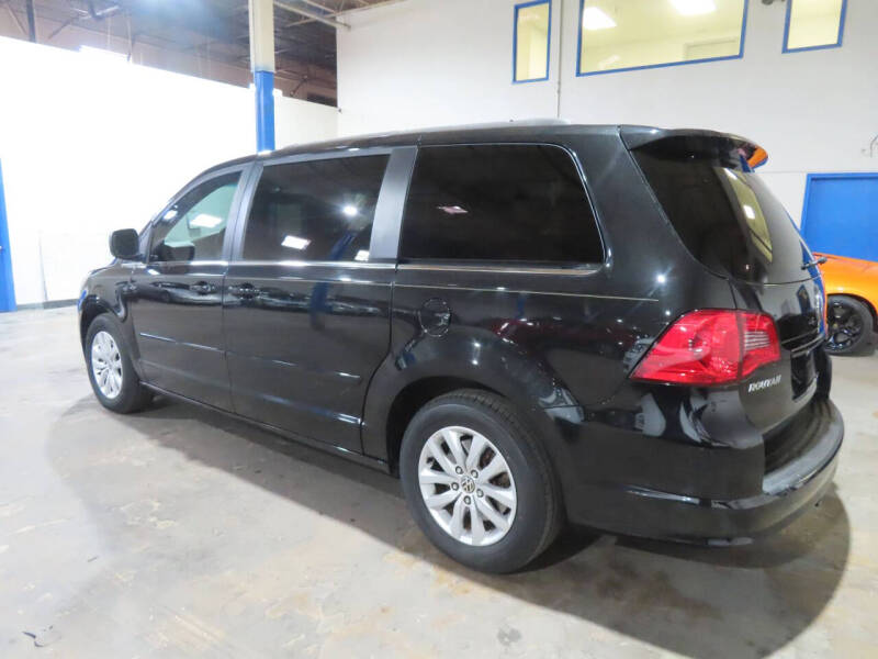 2012 Volkswagen Routan